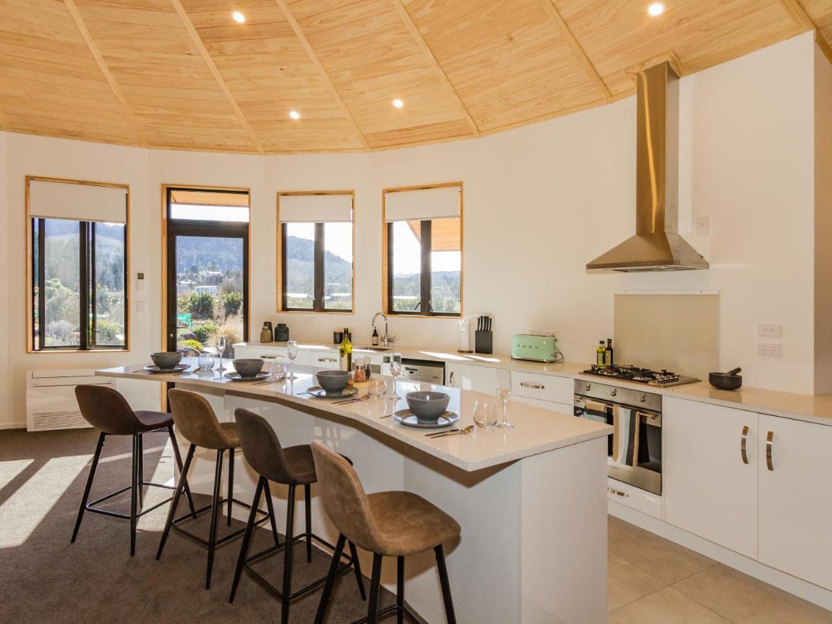 Heavenly Spa Views - Ohakune Holiday Home Bagian luar foto