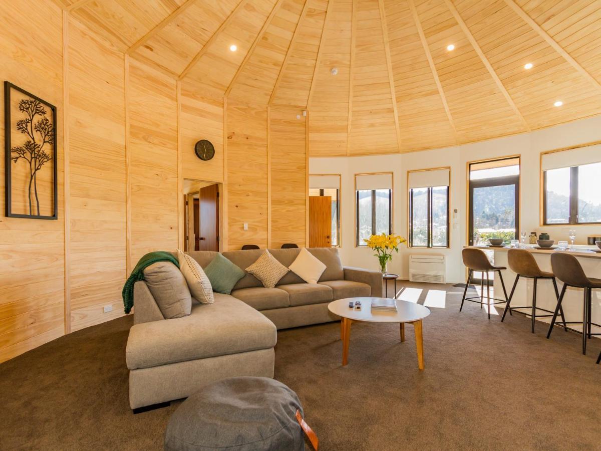 Heavenly Spa Views - Ohakune Holiday Home Bagian luar foto